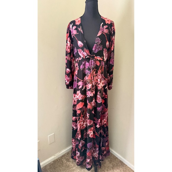 Catch Me Floral Maxi Dress Long Sleeve V Neck Bohemian Black Size M - Picture 10 of 12